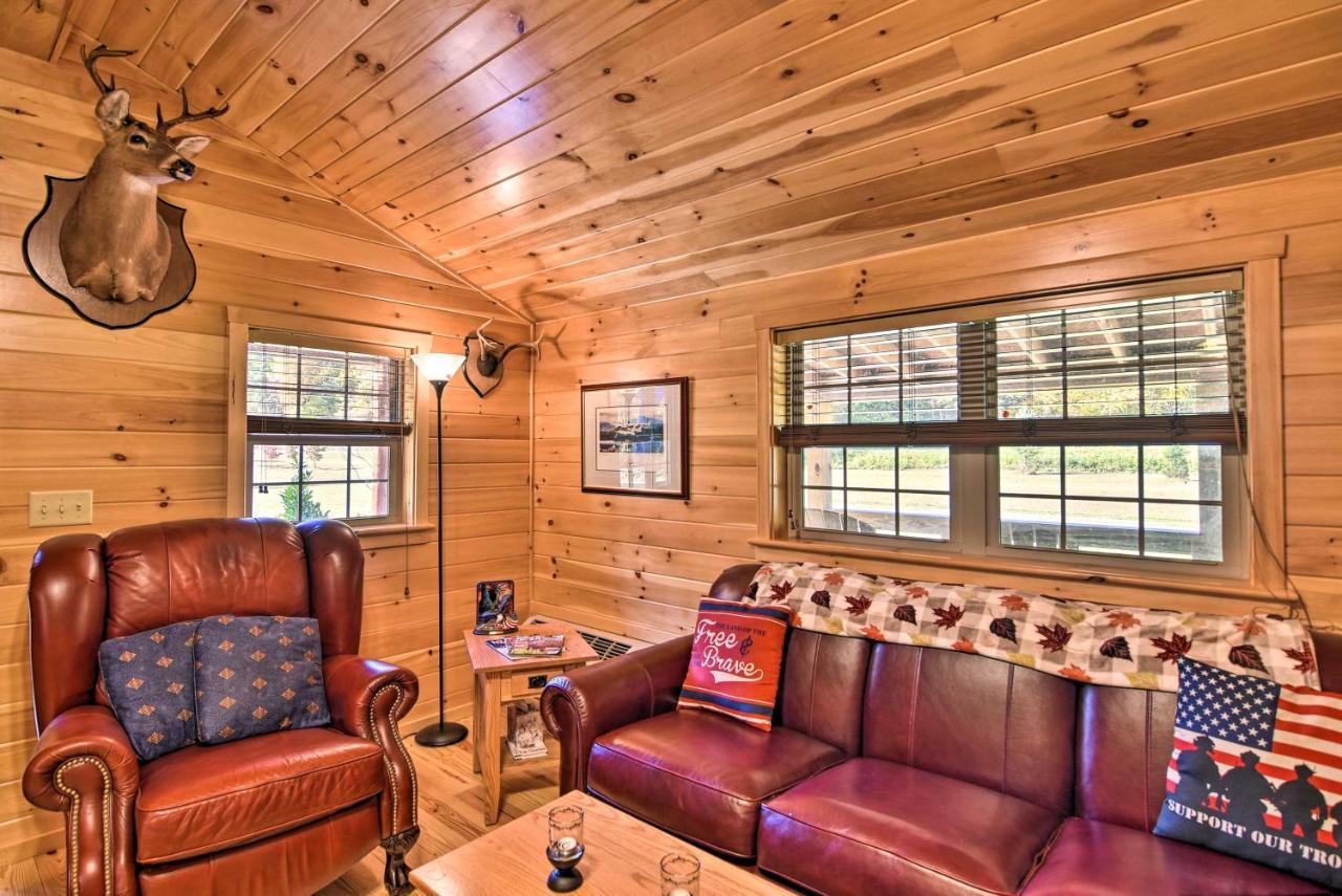 Pet-Friendly Cabin With Fire Pit And River Access! Parsons Esterno foto