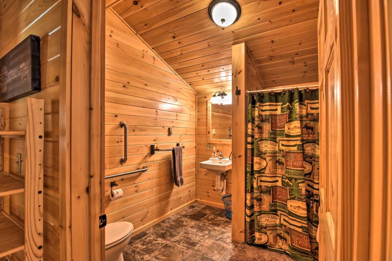 Pet-Friendly Cabin With Fire Pit And River Access! Parsons Esterno foto